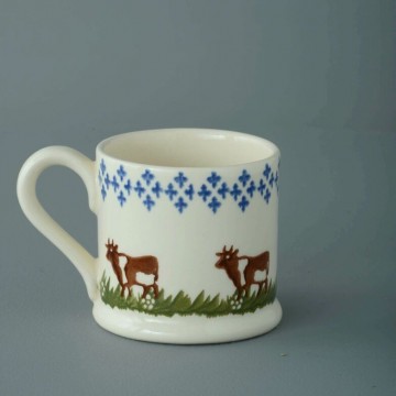 Bcw046123 cow small mug