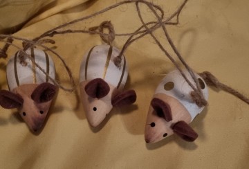 Bdp222720 drie houten muizen assorti