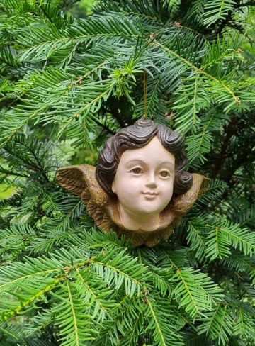 Me100456 engelenhoofdje hangend