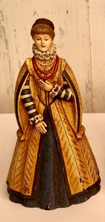 Me22200411 victoriaanse dame gouden jas voorzijde