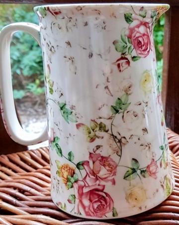 Svk183411 grote rozen op kan